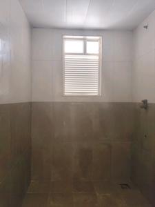 Common Bathroom Image of 2100 Sq.ft 4 BHK Villa for sale in Casagrand Amberley, Thazhambur Chennai for Rs. 23000000