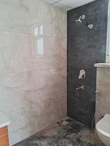 Bathroom Image of 1350 Sq.ft 3 BHK Apartment / Flat for rent in Cooke Town Bengaluru for Rs. 80000
