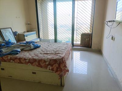 Maxim Central Bedroom One 2