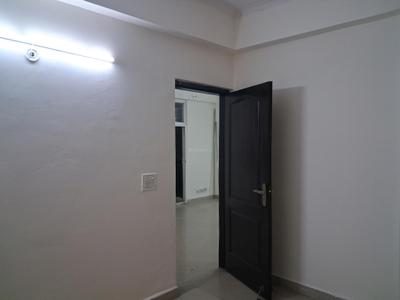 Bedroom Image of 1550 Sq.ft 3.5 BHK Apartment / Flat for sale in Amrapali Zodiac, Sector 120 Noida for Rs. 14000000