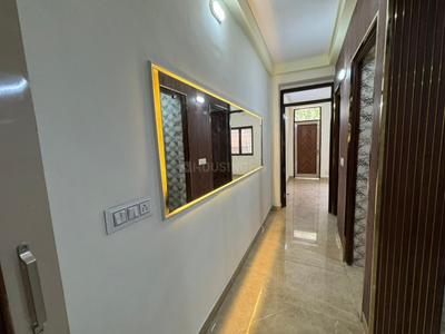 Balcony Image of 900 Sq.ft 2 BHK Builder Floor for sale in Lajpat Nagar New Delhi for Rs. 15000000