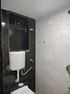 Common Bathroom Image of 533 Sq.ft 1 BHK Apartment / Flat for rent in Rosa Classique, Kasarvadavali Thane for Rs. 25000