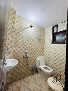 Bathroom Image of 550 Sq.ft 1 BHK Independent House for rent in Ganga Apartment , Maidan Garhi New Delhi for Rs. 16300