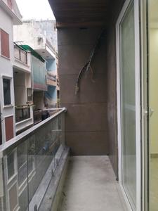 Bedroom One Image of 800 Sq.ft 2 BHK Builder Floor for sale in Shalimar Bagh New Delhi for Rs. 14000000