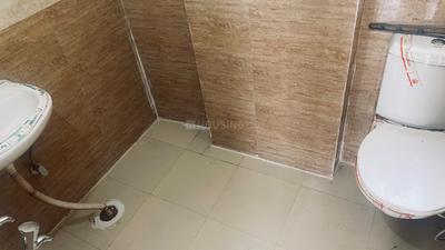 Bathroom Image of 720 Sq.ft 2 BHK Apartment / Flat for rent in Nada Sahib Panchkula for Rs. 17500