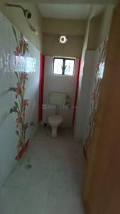 Bathroom Image of 1325 Sq.ft 3 BHK Apartment / Flat for sale in Chinar Park Kolkata for Rs. 5900000