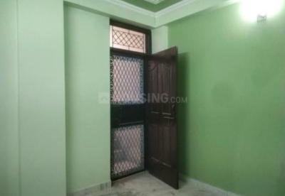 Bedroom Image of 1000 Sq.ft 3 BHK Builder Floor for sale in Jamia Nagar New Delhi for Rs. 9500000