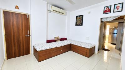 Living Room Image of 900 Sq.ft 2 BHK Apartment / Flat for sale in Smita Apartment, Shyamal Ahmedabad for Rs. 4900000