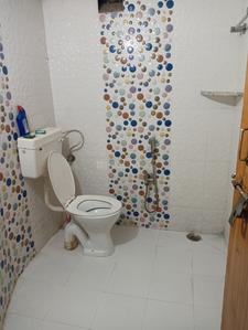 Bathroom Image of 2200 Sq.ft 3 BHK Builder Floor for rent in Manas Enclave Phase III, Shivaji Puram Lucknow for Rs. 22000
