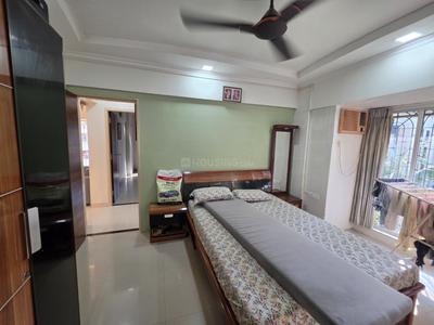 Bedroom Image of 1500 Sq.ft 3 BHK Apartment / Flat for rent in Thakur Silver Tower, Kandivali East Mumbai for Rs. 82000