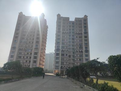 Image of 1082 Sq.ft 2.5 BHK Apartment / Flat for sale in Hindustan HFL Presidency Estate, RIICO Industrial Area, Bhiwadi for Rs. 5960000