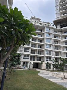 Image of 2440 Sq.ft 3 BHK Apartment / Flat for sale in Godrej Palm Retreat 2, Sector 150, Noida for Rs. 35000000