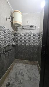 Bathroom Image of 400 Sq.ft 1 BHK Apartment / Flat for rent in Pitampura New Delhi for Rs. 20100
