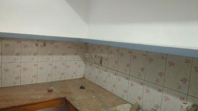 Kitchen Image of 1500 Sq.ft 2 BHK Builder Floor for rent in Alambagh Lucknow for Rs. 8500