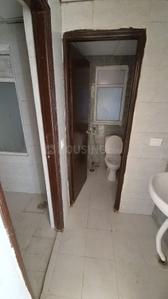 Bathroom Image of 585 Sq.ft 1 RK Apartment / Flat for sale in Amrapali Dream Valley 2, Noida Extension Greater Noida for Rs. 4500000