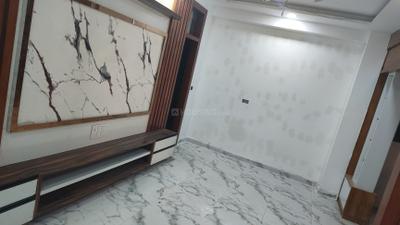 Living Room Image of 1600 Sq.ft 3 BHK Apartment / Flat for sale in Sector 104 Noida for Rs. 5500000