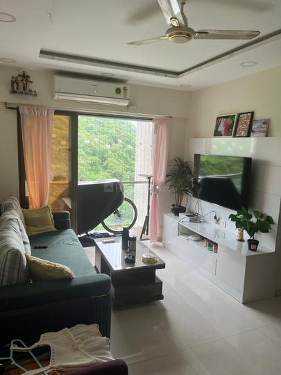 Unique Greens Main Image 1