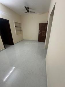 Living Room Image of 600 Sq.ft 1 BHK Apartment / Flat for rent in Pudur Erode for Rs. 5500