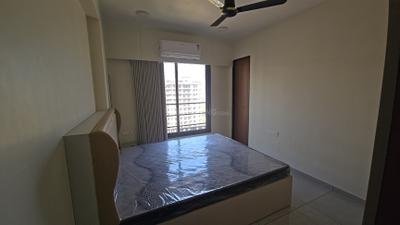 Bedroom Image of 1800 Sq.ft 3 BHK Apartment / Flat for rent in IMPERIA GRACE, Zundal Ahmedabad for Rs. 38000