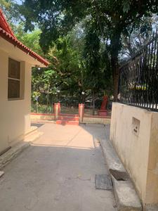 Image of 1600 Sq.ft 4 BHK Apartment / Flat for sale in Nilgiri Apartments, Alaknanda, New Delhi for Rs. 40000000