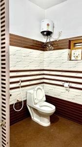Bathroom Image of 1300 Sq.ft 3 BHK Independent House for sale in Sultan Bathery Wayanad for Rs. 4600000