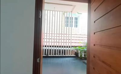 Bathroom Image of 2040 Sq.ft 3 BHK Apartment / Flat for rent in Sanjaynagar Bengaluru for Rs. 65000