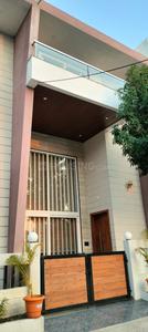 Image of 2700 Sq.ft 3 BHK Villa for rent in Nalanda Solitaire Park, Nipania, Indore for Rs. 70000
