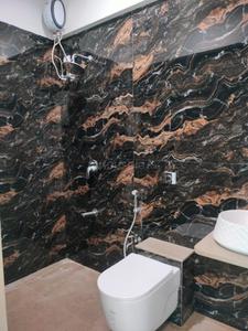 Bathroom Image of 750 Sq.ft 2 BHK Apartment / Flat for sale in Vile Parle West Mumbai for Rs. 34000000