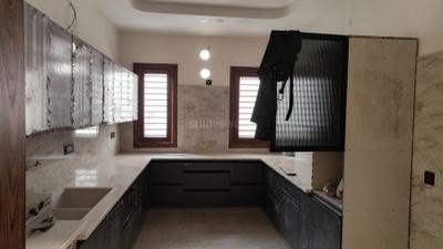 Kitchen Image of 3150 Sq.ft 4 BHK Builder Floor for sale in Sector 28 Faridabad for Rs. 34500000