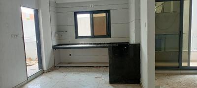 Kitchen Image of 2200 Sq.ft 3 BHK Apartment / Flat for rent in V S Shiv Aastha Residency, Vivekanand Wadi Anand for Rs. 18000