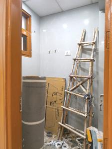 Common Bathroom Image of 950 Sq.ft 2 BHK Builder Floor for sale in Vasundhara Ghaziabad for Rs. 7200000