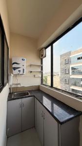 Kitchen Image of 1200 Sq.ft 2 BHK Apartment / Flat for rent in Tukoganj Indore for Rs. 23000