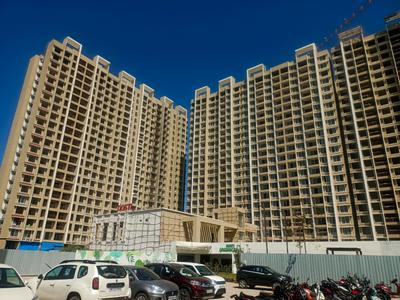 Image of 1200 Sq.ft 2 BHK Apartment / Flat for sale in Dosti Greenscapes Phase 3, Hadapsar, Pune for Rs. 9500000