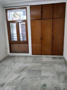 Bedroom Image of 2200 Sq.ft 3 BHK Builder Floor for rent in Defence Colony New Delhi for Rs. 80000