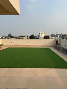 Balcony Image of 4200 Sq.ft 4 BHK Builder Floor for sale in Maharani Bagh New Delhi for Rs. 200000000