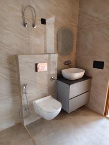 Bathroom Image of 1800 Sq.ft 3 BHK Builder Floor for sale in Sector 10 Gurgaon for Rs. 25800000