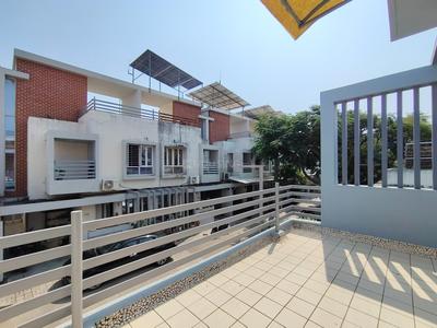 Balcony Image of 1650 Sq.ft 3 BHK Independent House for rent in New Alkapuri Vadodara for Rs. 30000
