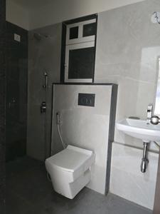 Common Bathroom Image of 2250 Sq.ft 4 BHK Apartment / Flat for sale in Khar West Mumbai for Rs. 123500000