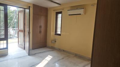 Bedroom Image of 4500 Sq.ft 3.5 BHK Builder Floor for rent in Sector 36 Noida for Rs. 90000