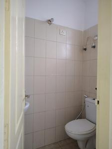 Common Bathroom Image of 675 Sq.ft 1 BHK Apartment / Flat for sale in Stellar Jeevan, Noida Extension Greater Noida for Rs. 5900000