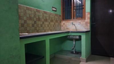 Kitchen Image of 750 Sq.ft 2 BHK Apartment / Flat for sale in Guduvancheri Chennai for Rs. 4050000