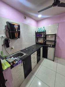 Kitchen Image of 900 Sq.ft 2 BHK Apartment / Flat for rent in Darshanam Avenue, Sayajiganj Vadodara for Rs. 20000