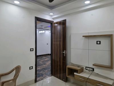 Bedroom Image of 1100 Sq.ft 4 BHK Builder Floor for sale in Mahavir Enclave New Delhi for Rs. 9000000