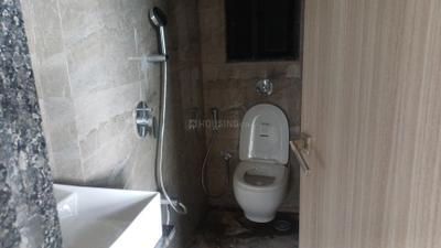 Bathroom Image of 550 Sq.ft 1 BHK Apartment / Flat for rent in Paradigm Antalya, Jogeshwari West Mumbai for Rs. 45000