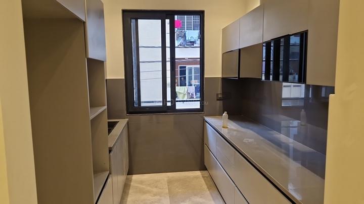 Block E, East Of Kailash Main Image 1