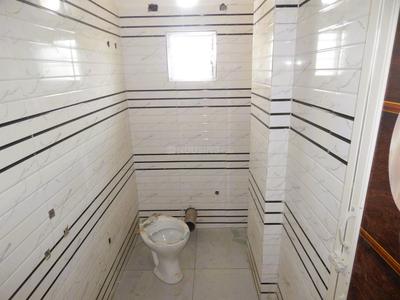 Bathroom Image of 730 Sq.ft 2 BHK Apartment / Flat for sale in Dum Dum Cantonment Kolkata for Rs. 2701000