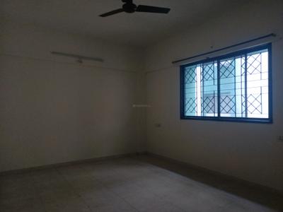 Bedroom Image of 1450 Sq.ft 3.5 BHK Apartment / Flat for sale in Magarpatta Grevillea, Magarpatta City Pune for Rs. 26000000