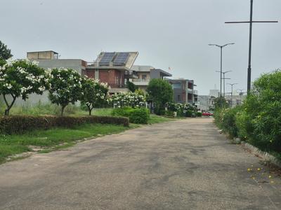 Image of 9000 Sq.ft Residential Plot / Land for sale in Sector 117, Mohali for Rs. 92000000