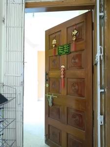 Main Entrance Image of 730 Sq.ft 2 BHK Apartment / Flat for rent in Naktala Kolkata for Rs. 18000