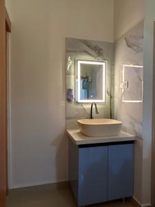 Bathroom Image of 743 Sq.ft 2 BHK Apartment / Flat for sale in Kumbalgodu Bengaluru for Rs. 5500000